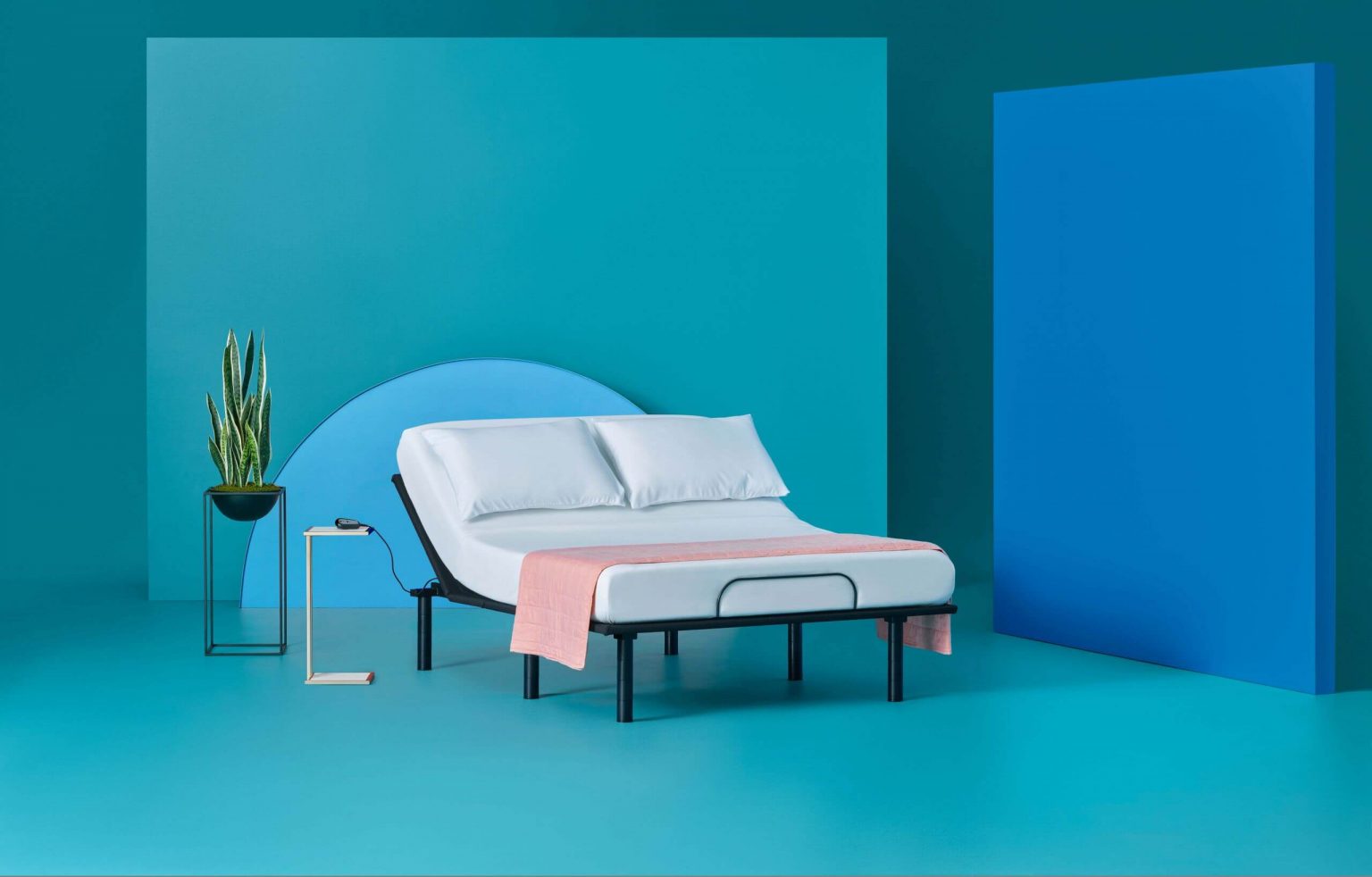 Quest 4.0 Adjustable Base by Ergomotion Sleeping Organic