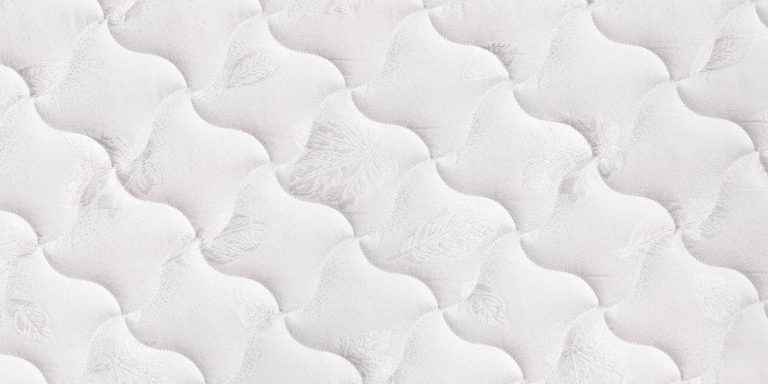 How Does a Warm or Cold Climate Effect a Latex Mattress