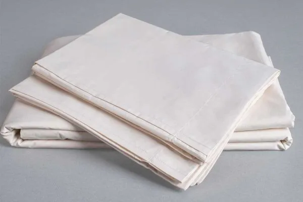 Organic percale duvet cover flat lay detail