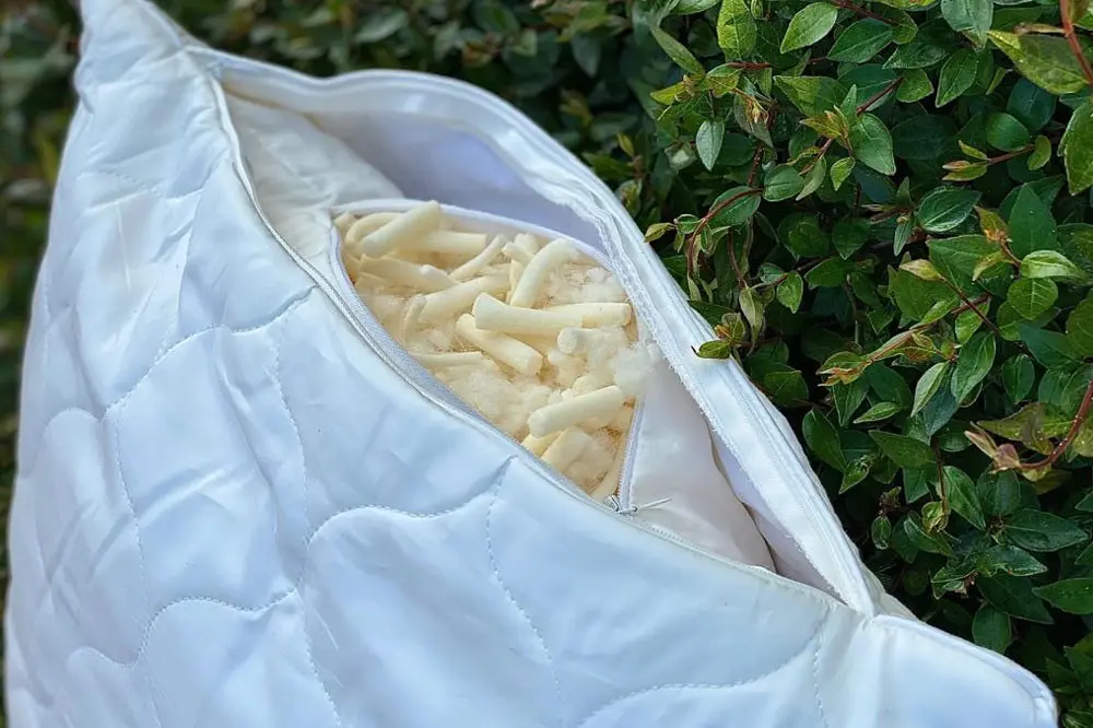 Sleep & Beyond myLatex Pillow, natural latex noodles and woolly puffs