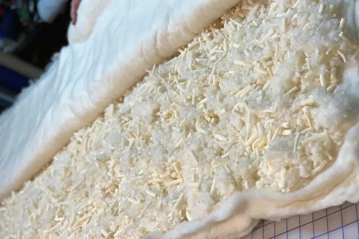 myWoolly Latex Topper hand-tufted construction