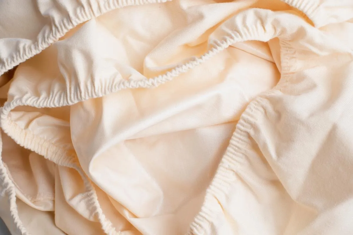 Organic protector fabric detail