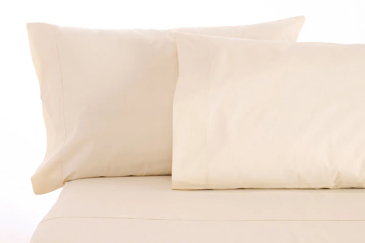 Organic sateen hemstitch detail