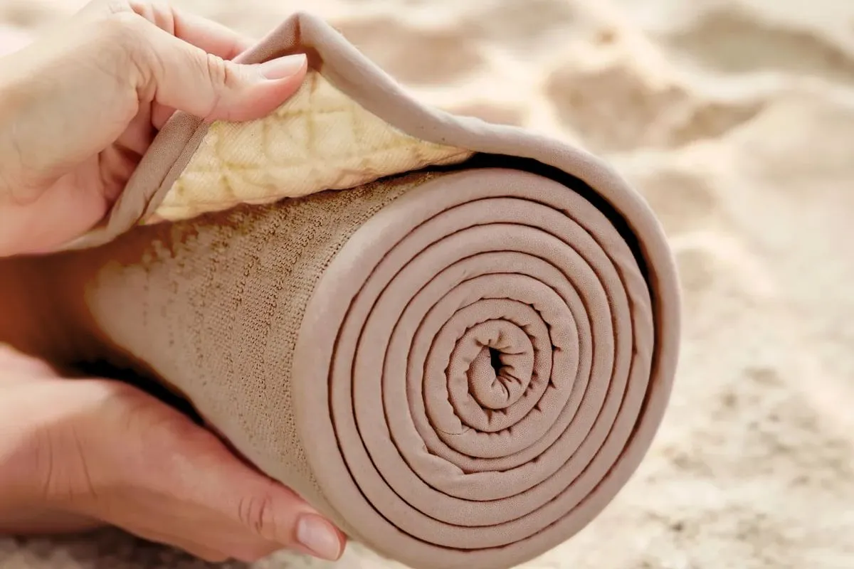 Natural non-slip yoga mat in Light Brown